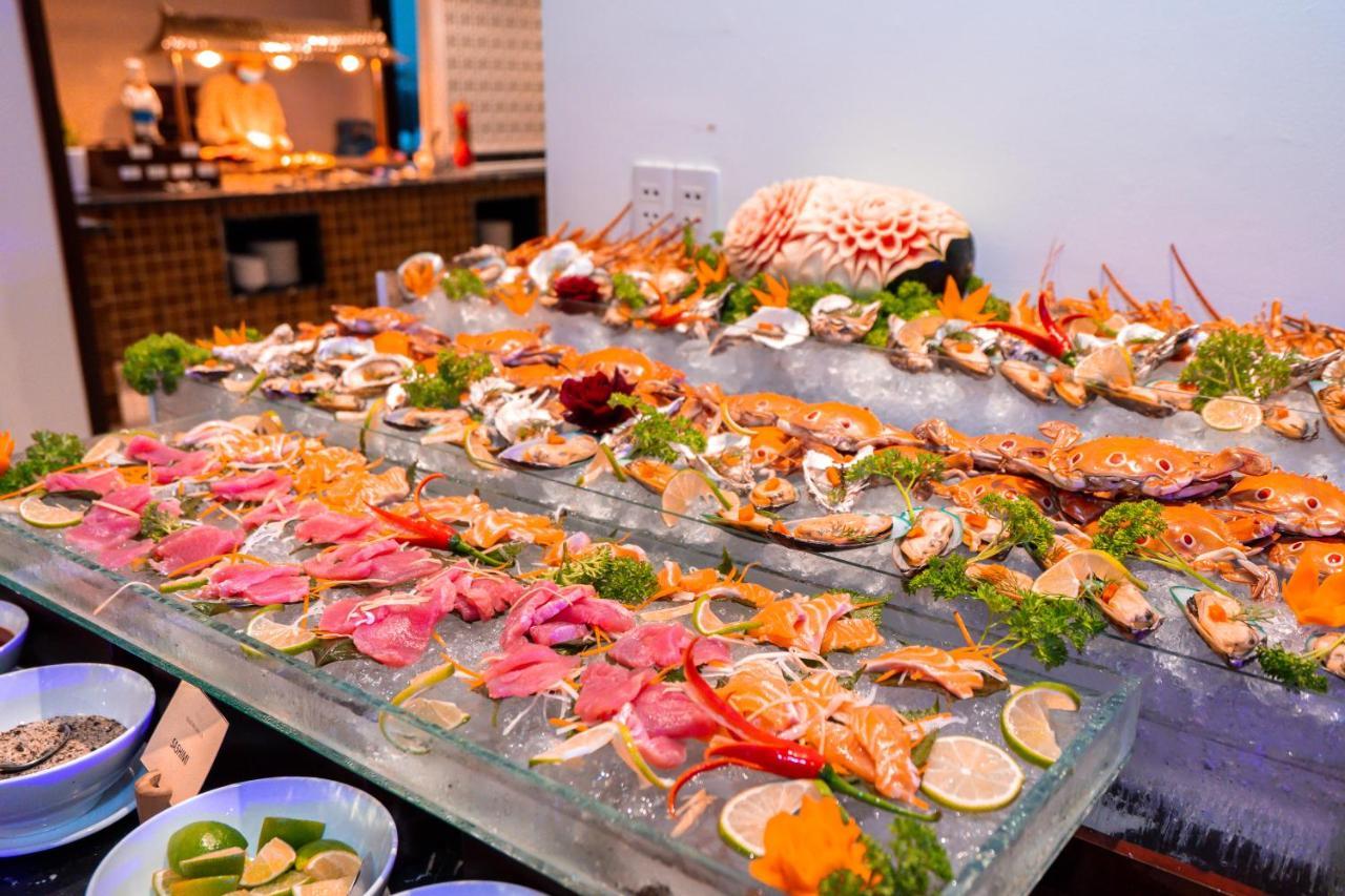 Allegro Hoi An . A Little Luxury Hotel & Spa Екстериор снимка Seafood on ice