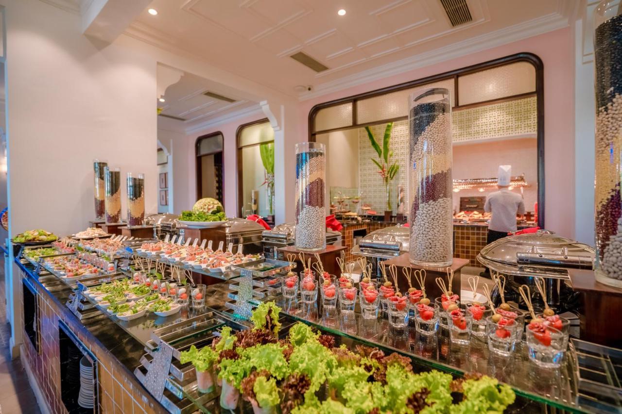 Allegro Hoi An . A Little Luxury Hotel & Spa Екстериор снимка A salad bar