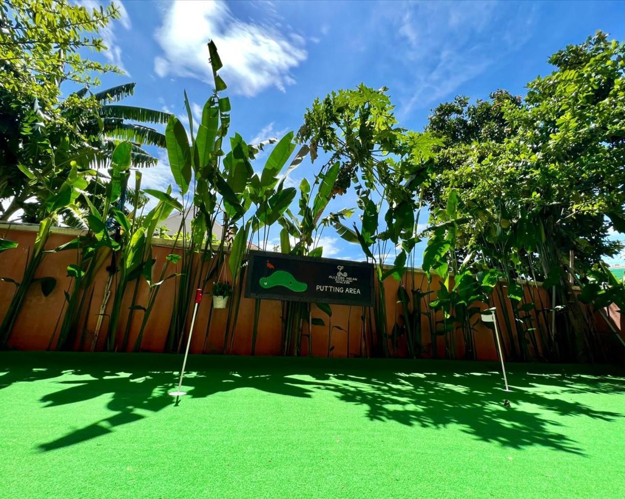 Allegro Hoi An . A Little Luxury Hotel & Spa Екстериор снимка Golf putting green